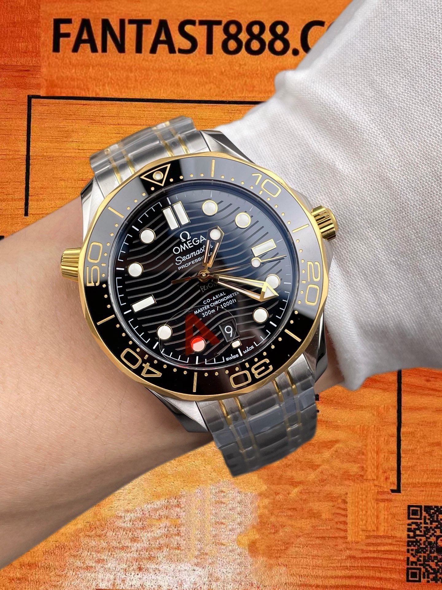 高仿VS廠歐米茄-海馬300米-Seamaster-間金黑V4版-42mm-8800機芯 實拍 9