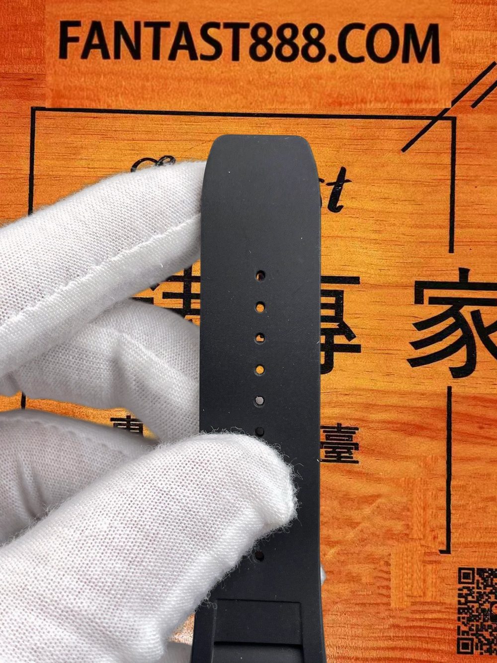 高仿APS廠理查德米勒RM055黑紅碳鏤空自動 49.9x42.7mm