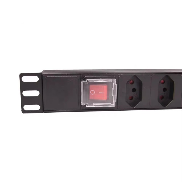 20A 9 ways with Double Break Switch PDU Sockets