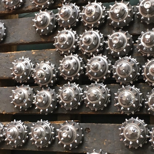 19"=482.6mm 7-5/8 API REG Tricone Three Cone Button TCI Tricone Roller Drill Bit for Oil Natural Gas Water Well Drilling