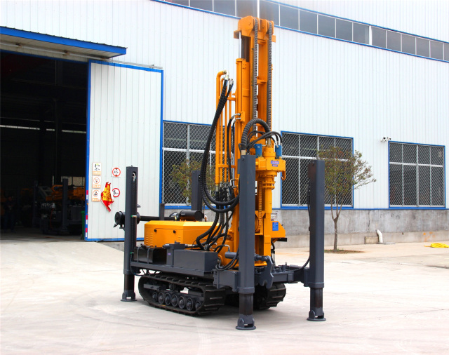YKX-180 rubber crawler water well drilling rig