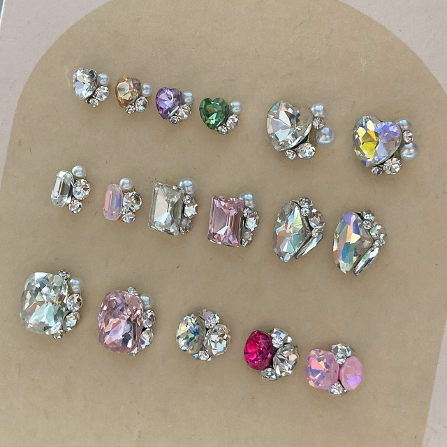 3D Nail Crystals Gem for Fingernail Art Nail Charms Rhinestones (D117)