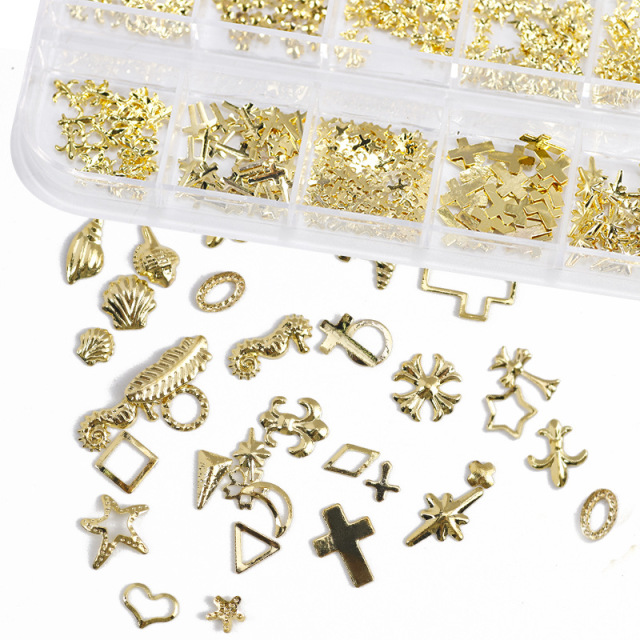 Metal Rivets Nail Art Studs Mixed Heart Frame Moon Star Gold Jewelry 3D DIY Tips Nail Art Decorations Manicure Accessories (D122)
