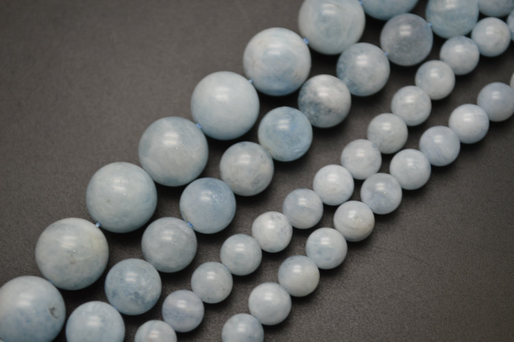 Middle Qualtiy Natural Aquamarine Stone Round Beads