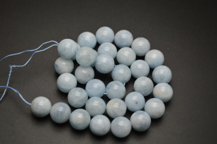 Middle Qualtiy Natural Aquamarine Stone Round Beads