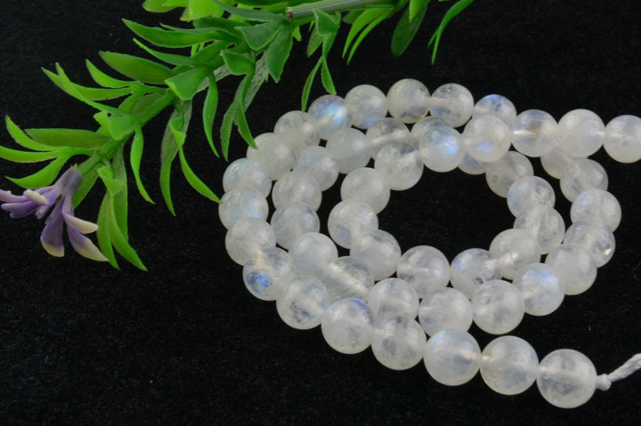 High Qualtiy Natural Rainbow Moonstone Round Beads