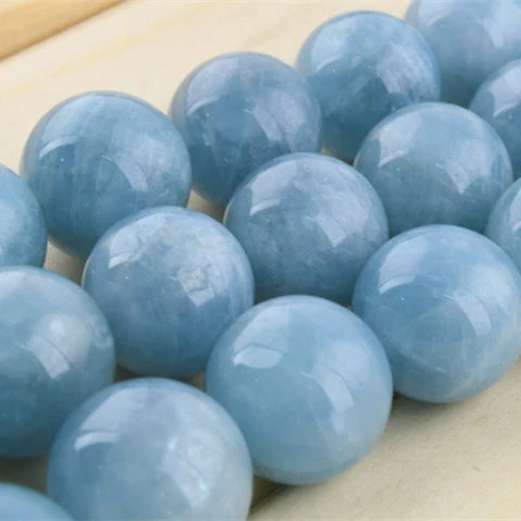 Grade AA Qualtiy Natural Aquamarine Stone Round Beads