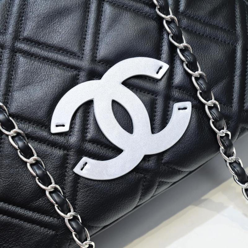 CHANEL Lady Handle