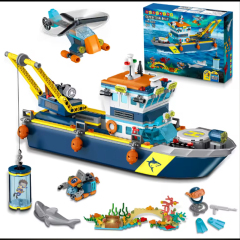 HOGOKIDS Floatable Boat Building Set with LED-Fun Arctic Explorer Ship with Helicopter Sub Shark Cage Birthday Gift for 6+kids