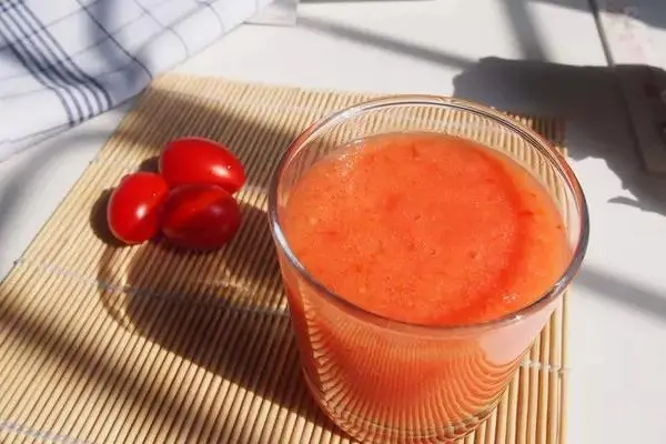 Banana, pineapple and tomato juice