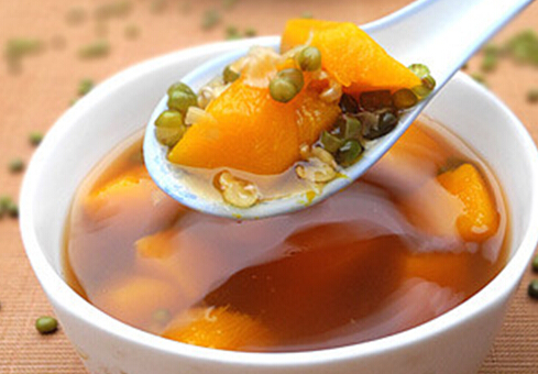 Pumpkin and Mung Bean Soup