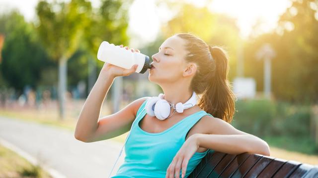 supplementing electrolyte water during exercise