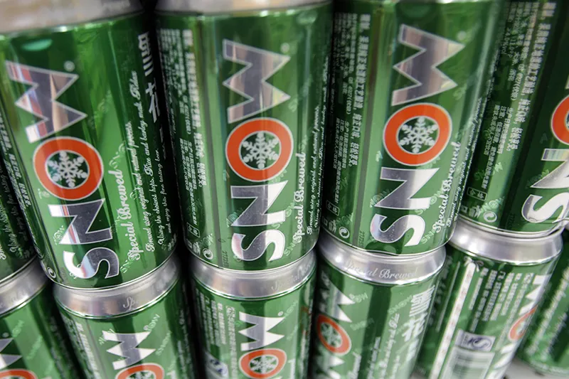 Which one tastes better, craft beer or regular beer?