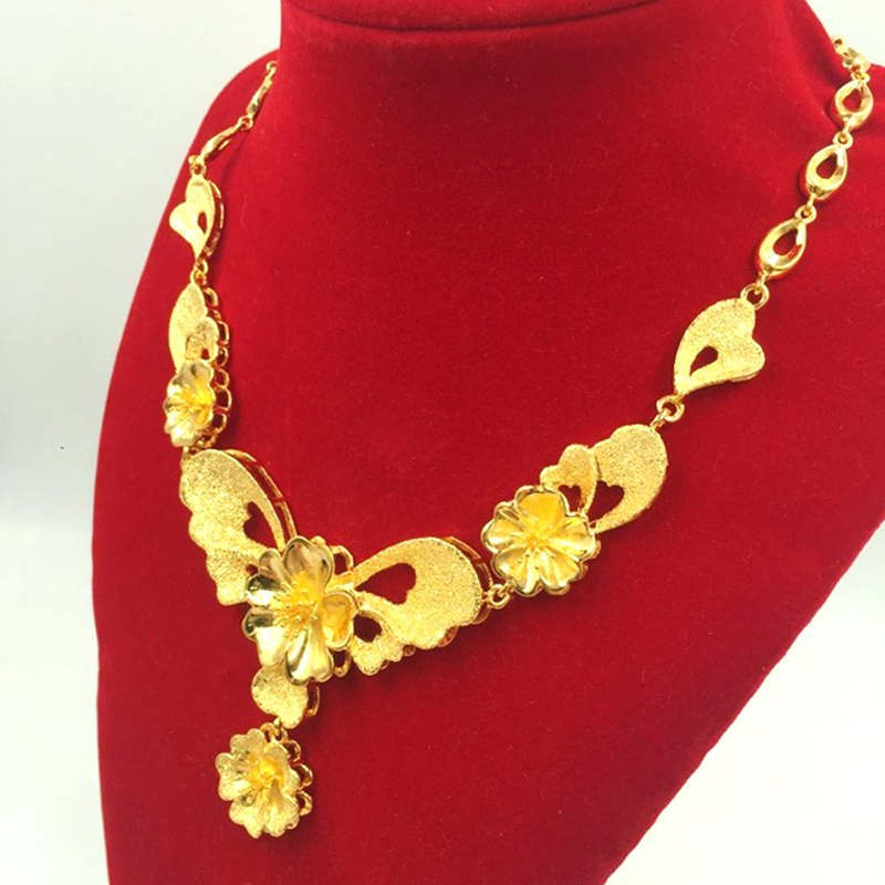 EK 121 Butterfly Flower Necklace