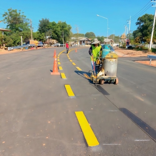 yellow thermoplastic road marking piant in Bolivia