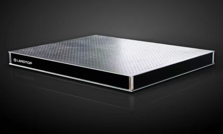 The MOT-F series of optical platform plates with honeycomb core