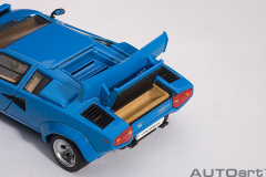 54534 1/43 LAMBORGHINI COUNTACH 5000S (BLUE)(WITH OPENINGS)