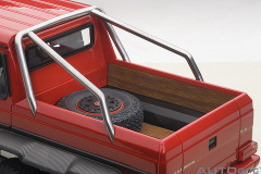 76304 1/18 MERCEDES-BENZ G63 AMG 6X6 (RED)