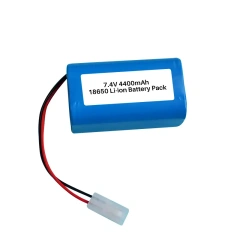 7.4V 4400mAh 18650 Li-ion Battery Pack for Spotlight