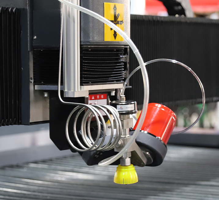 Precision Dynamic 5 Axis Waterjet Cutting Head