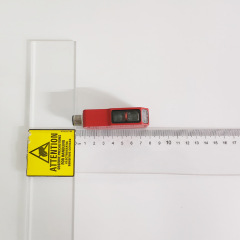 German Leuze diffuse reflection photoelectric sensor model FRK 95/44-350 L
