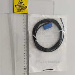 In Stock German SICK Mini Photoelectric Sensor Model GTE6-P1211 G6 Series Genuine Spot