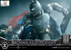 (Pre-order)Regular Version Batman:The Dark Knight Returns Comics Batman versus Superman UDMDCDK3-01 1/3 Scale Statue By Prime 1 Studio