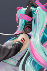 Kotobukiya Bishoujo Remix Series Hatsune Miku 1/7 Figure (Reissue)