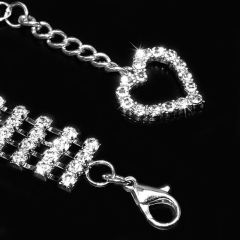 Four rows of diamond pet collars, cat and dog chains, heart-shaped accessories