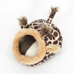 Super Warm Pet Sleep House Hamster Nest Cute Giraffe Shape Guinea Pig Cage Small Animal Accessories zabawki dla świnek morskich