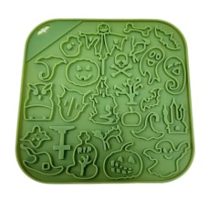 New Halloween Dog Lick Mat with Suction Cups Silicone Licking Pad Slow Feeder Dog Licking Mat