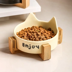 Wholesale new ceramic cat ear pet feeding bowl anti-tip