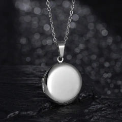 Custom Photo & Text Stainless Steel Locket Necklace Pendant 25mm Round Photo Locket Jewelry Gifts for Women Men 3 Colors