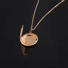 Custom Photo & Text Stainless Steel Locket Necklace Pendant 25mm Round Photo Locket Jewelry Gifts for Women Men 3 Colors