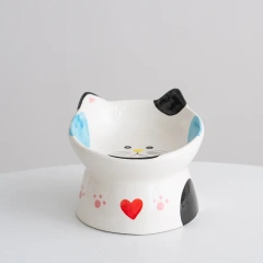 Hot Selling New Creative 3D Cute Cat Shape Ceramic Bowl Custom Logo Hand Made Pet Bowl Dog Cat Food Water Bowl Pet Supplier OEM