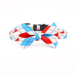 Pet cat bow-shaped geometric pattern collar