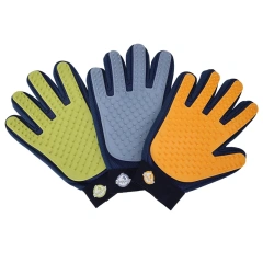 Pet Glove Cleaning Massage Brush for Cats Dogs Shedding Hair Cleaning Bathing Gloves Cat Hair Removal Grooming Brush
