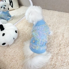 Autumn and winter new sweater butterfly yarn comfortable knitted pet clothes dog cat cardigan
