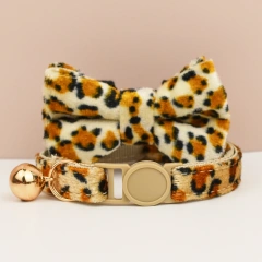 Adjustable Cat Collars with Bowknot Pet Safety Prevents Choking Comfortable And Stylish for Cats