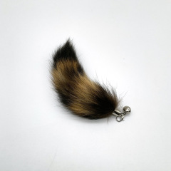 Replaceable heads for fox fur and rabbit fur cat toys