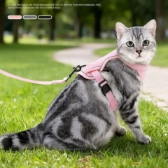 Reflective Design Cat Harness Vest Escape Proof Breathable Pet Walking Harness Adjustable Vest Comfortable Cat Lead Leash