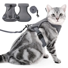 Reflective Design Cat Harness Vest Escape Proof Breathable Pet Walking Harness Adjustable Vest Comfortable Cat Lead Leash