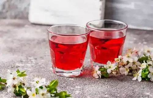 Five golden juices: scientifically proven healthy choices
