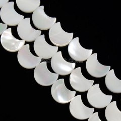 White Natural Trochid Shell/Trochus Shell Smooth Moon Shaped Beads, Approx 8.8-9x10.8-11mm, 38cm/strand