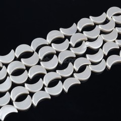 White Shell Pearl Crescent Moon, Approx 16mm, 38cm/strand