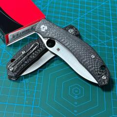 Spyderco C241 Kapara Folding Knife 3.54" S30V Satin Plain Blade, Carbon Fiber Handles - C241CF
