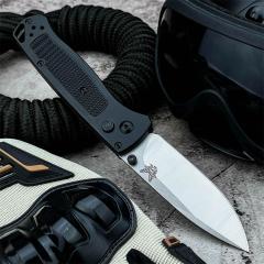 BM 535 Auto Folding Knife 3.19" D2 Plain Blade, Machined Aluminum Handles