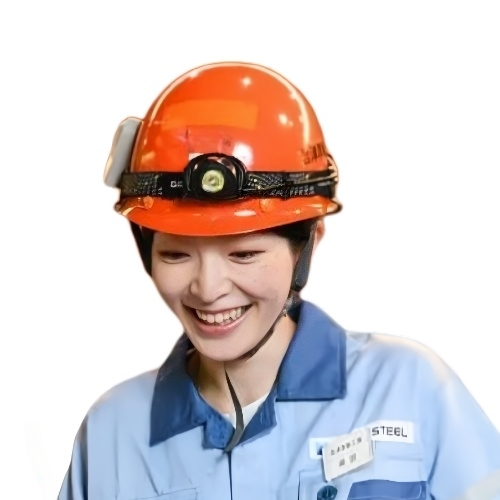 A female operator demonstrates the easy control and low vibration of the JITAN grinding wheel, achieving a clean finish on stainless steel without fatigue