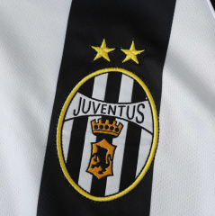 retro 02 03 juventus home jersey