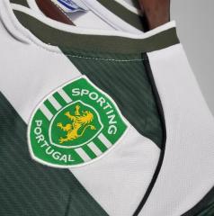 retro 01 03 Sporting cp home jersey